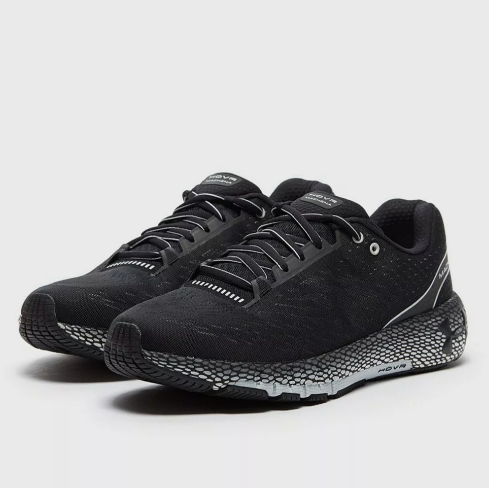 UNDER ARMOUR HOVR MACHINA SHOES